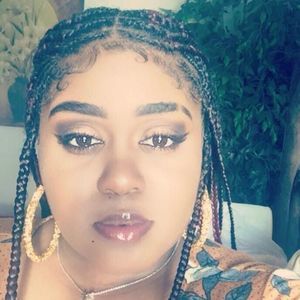 Meet your Posher, Lasheikaa